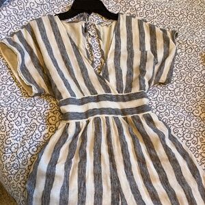 Women’s size XS American Eagle romper